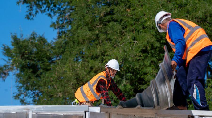 Professional gutter cleaning in Dayton, VA